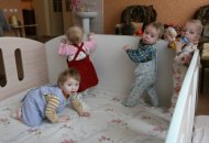 Жінки шведських футболістів допоможуть українським сиріткам