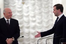 Дмитро Мєдвєдєв, Юрій Лужков_4