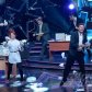 "Крылатые качели" від зірок  _7