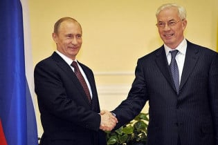 Азаров у п'ятницю знову поїде до Путіна