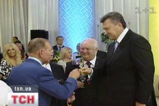 Янукович дав урочистий прийом з нагоди Дня Незалежності