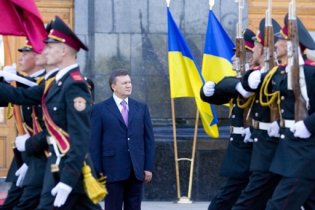 Янукович признался, что все-таки хочет переписать Конституцию