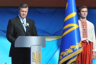 Общение Януковича с народом будут транслировать на Майдане