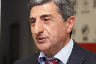 Грошовиті бютівці підтримали розширення повноважень Януковича