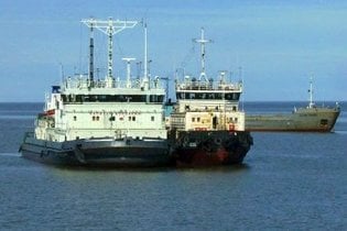 В Ливии задержали судно с украинцем на борту