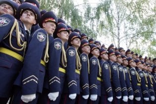 Янукович провел кадровые перестановки во внутренних войсках МВД