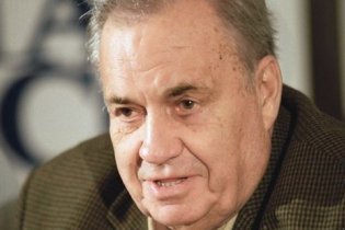 Госпитализирован Эльдар Рязанов