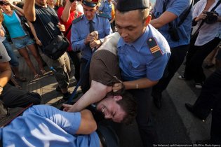 У Москві затримали лідерів опозиції