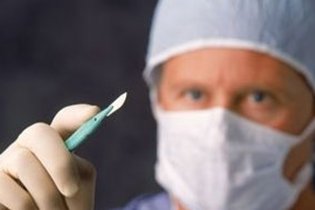 У Маріуполі до людей з підозрою на холеру прийшли автоматники