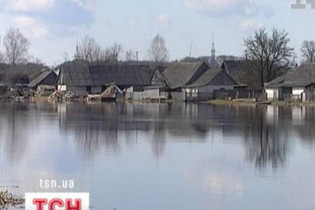 МНС: вода в карпатських річках підвищується