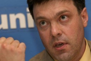 Тягнибок розраховує потрапити в Раду вже в травні