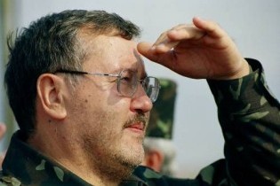Гриценко: к концу года правительство уйдет в отставку полностью