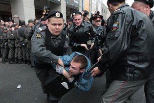 В России задержаны украинцы во время митинга в рамках "Стратегии-31"