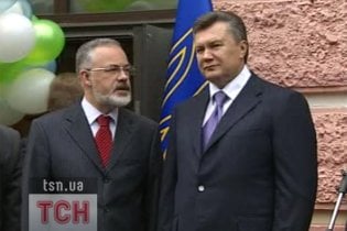 Янукович вважає, що освіта знаходиться у важкому стані