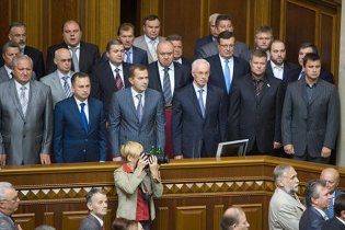 Лікування одного міністра коштує, як лікування 4 тисяч українців