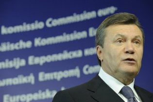Руководство Евросоюза отказалось встречаться с Януковичем
