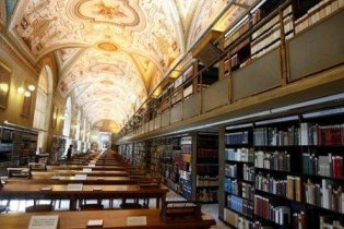 В Ватикане после реставрации открылась Апостольская библиотека