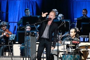 Стинг по политическим мотивам отменил концерт в Казахстане