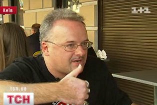 "Мертвий півень" подасть в суд на регіонала за "стішкі" про москалів