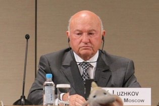 "Единая Россия" готова отказать Лужкову в доверии
