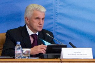 Литвин радить Могильову "поламатися" перед кримчанами