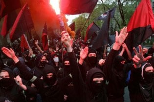 Пітерські анархісти захопили білоруське посольство